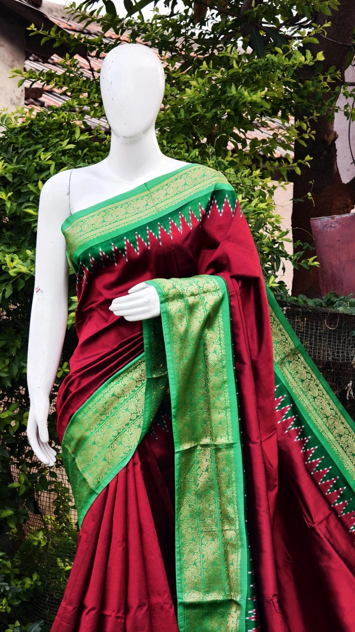 Pochampally ikkat kanchi boarder saree (silk mark certified) - Pochampally Sarees by Shreekari Silks Pochampally ikkat kanchi boarder saree (silk mark certified)