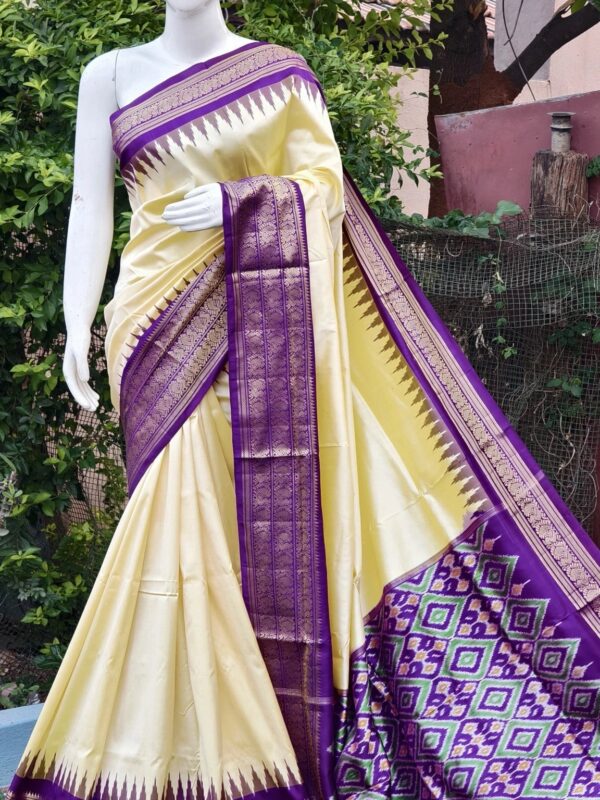 Pochampally ikkat kanchi boarder saree (silk mark certified) - Pochampally Sarees by Shreekari Silks