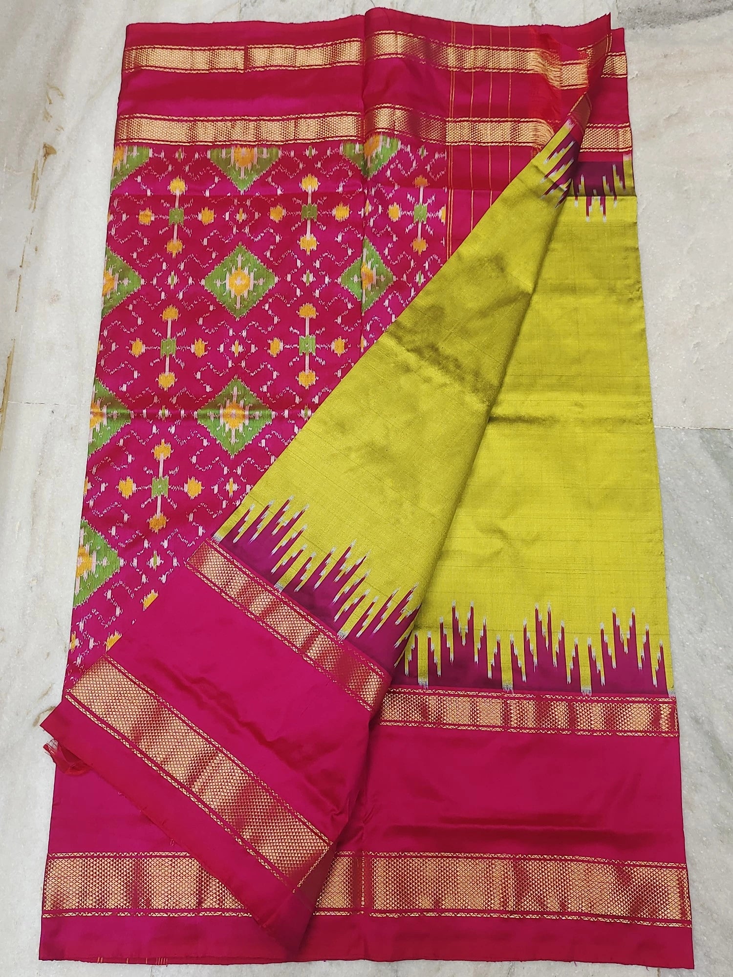 Pochampally ikkat silk saree (silk mark certified) - Pochampally Sarees by Shreekari Silks Pochampally ikkat silk saree (silk mark certified) - Image 2