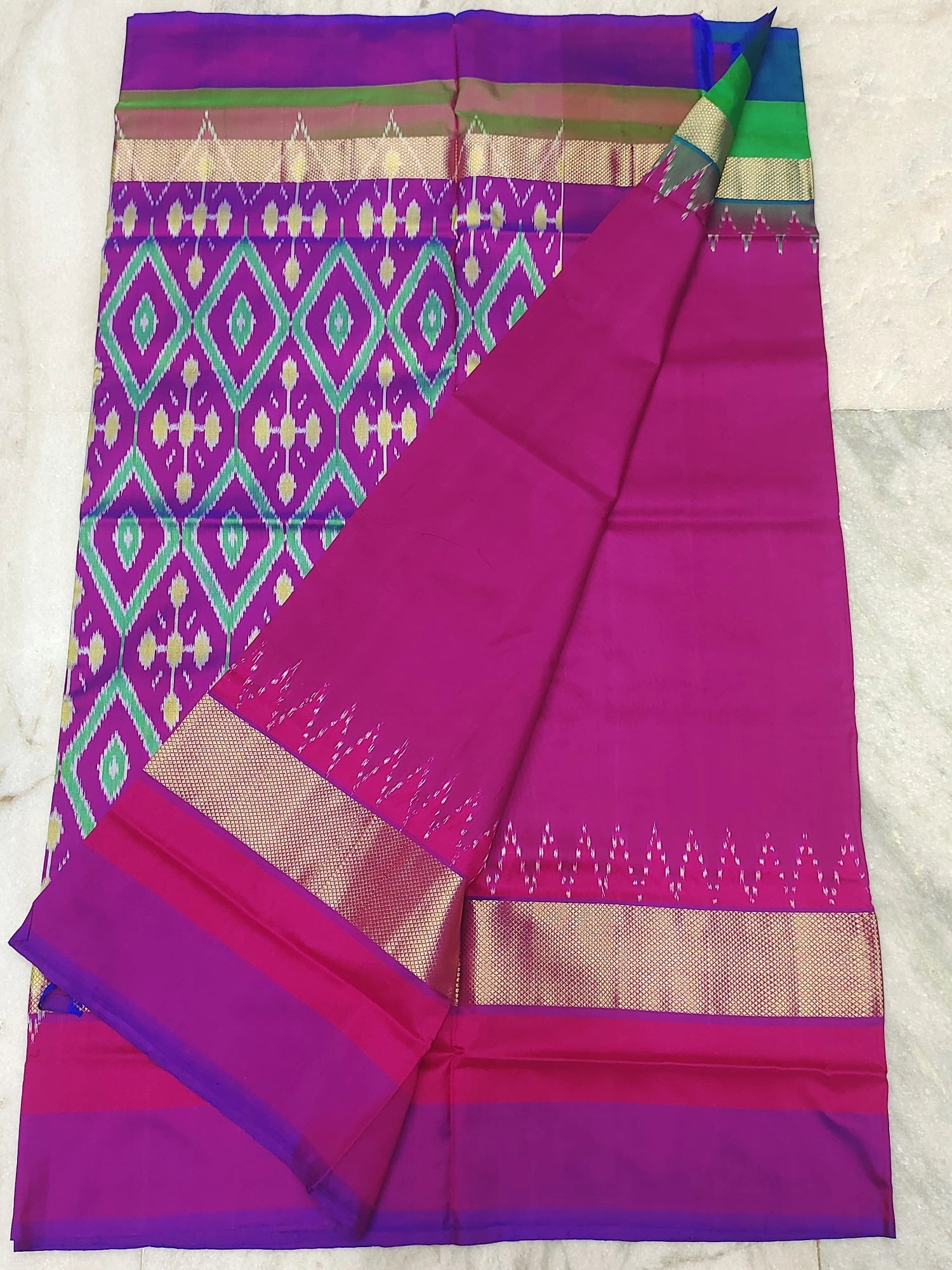 Pochampally ikkat silk saree (silk mark certified) - Pochampally Sarees by Shreekari Silks Pochampally ikkat silk saree (silk mark certified) - Image 4