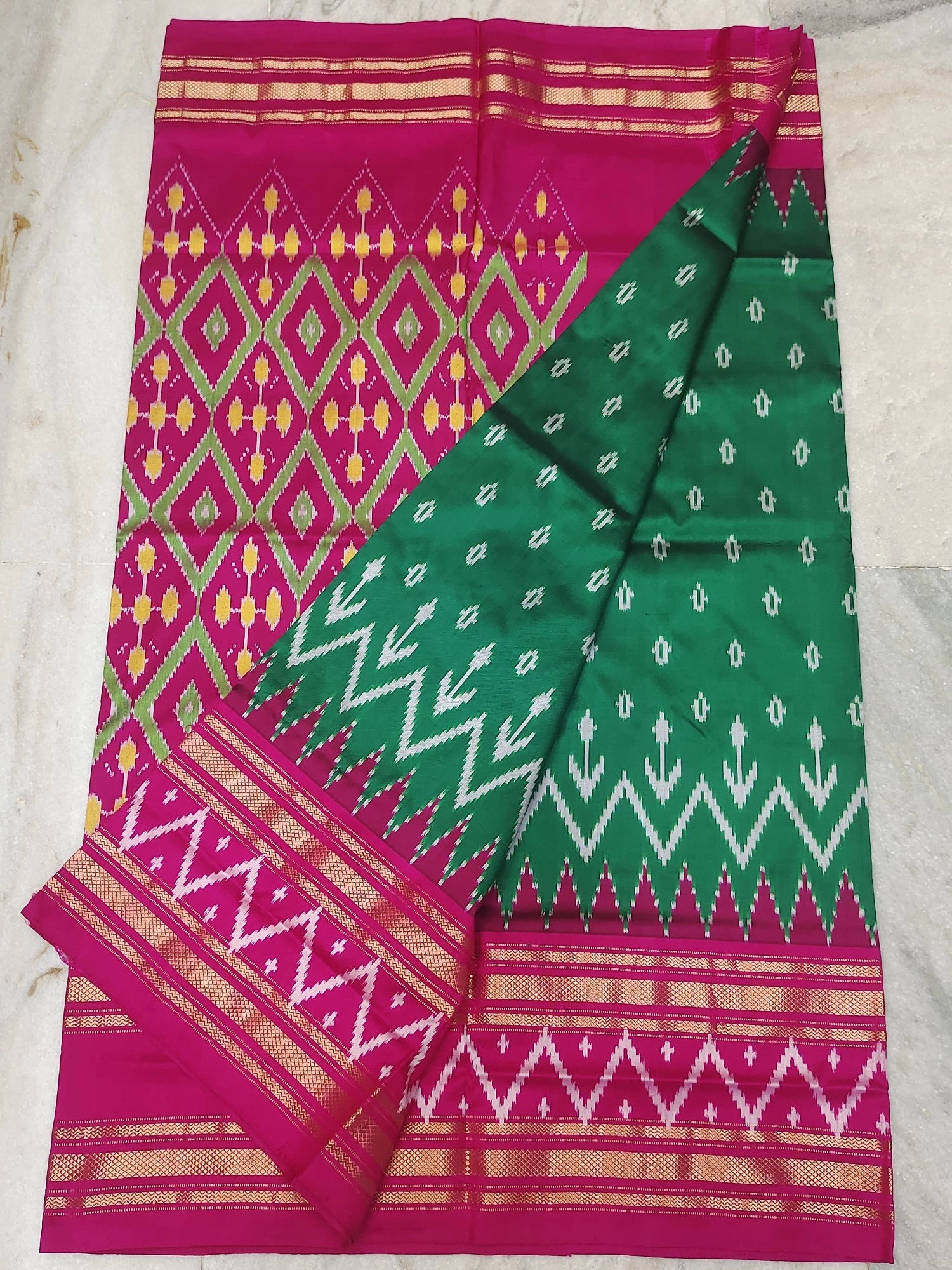 Pochampally ikkat silk saree (silk mark certified) - Pochampally Sarees by Shreekari Silks Pochampally ikkat silk saree (silk mark certified) - Image 4
