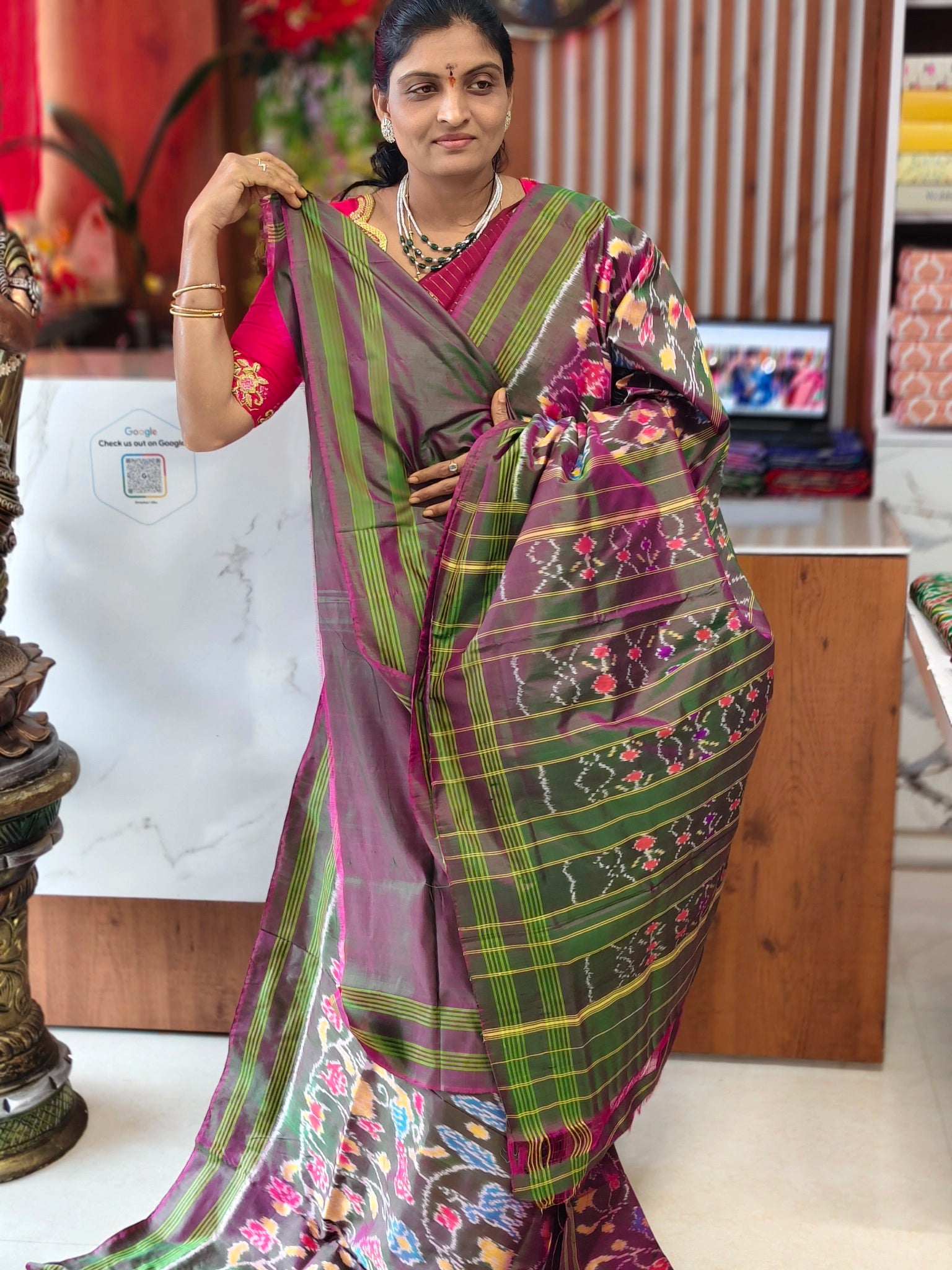 Pochampally pure Madtasu pattu saree - Pochampally Sarees by Shreekari Silks Pochampally pure Madtasu pattu saree - Image 3