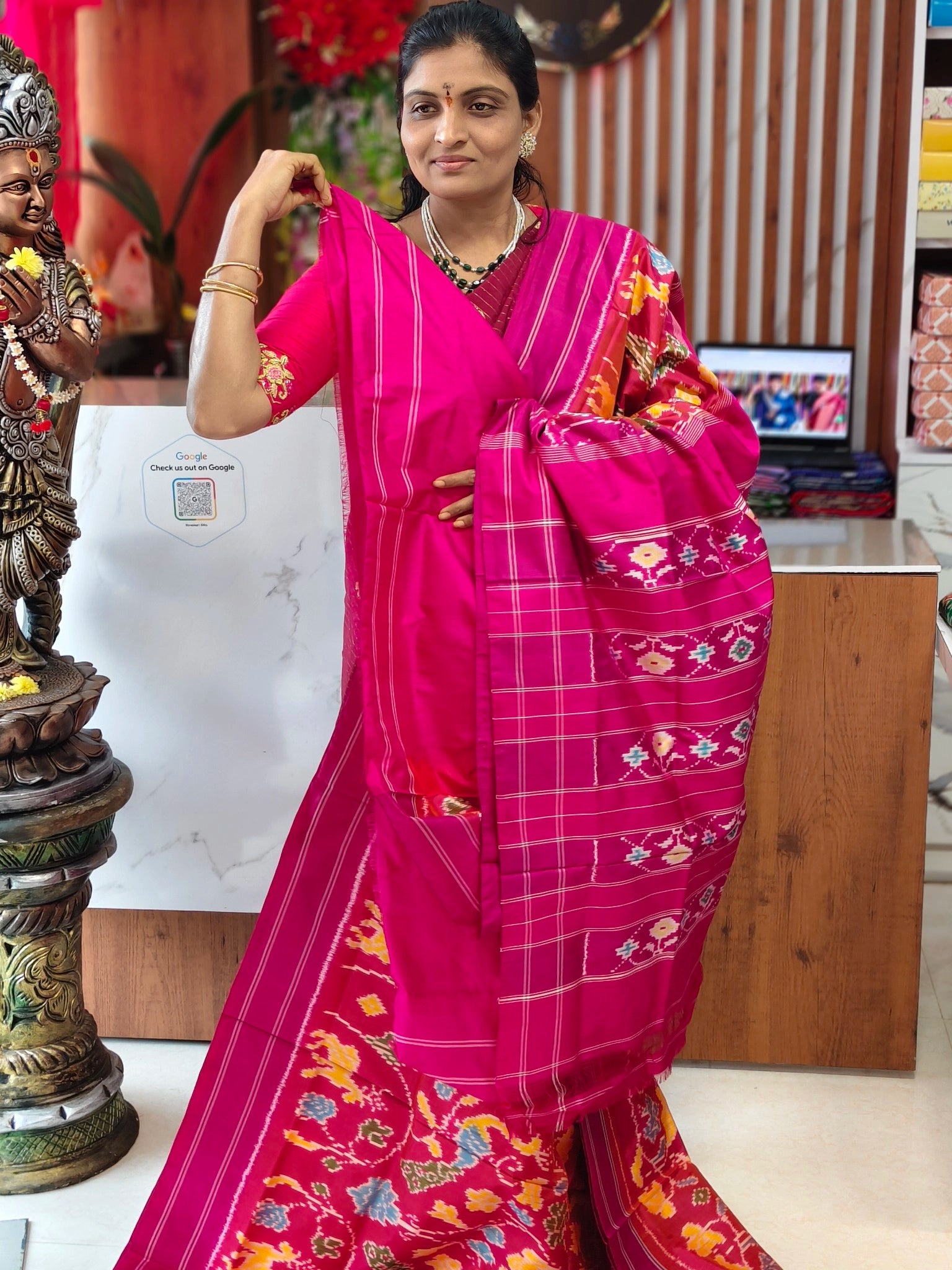 Pochampally pure Madtasu pattu saree - Pochampally Sarees by Shreekari Silks Pochampally pure Madtasu pattu saree - Image 3