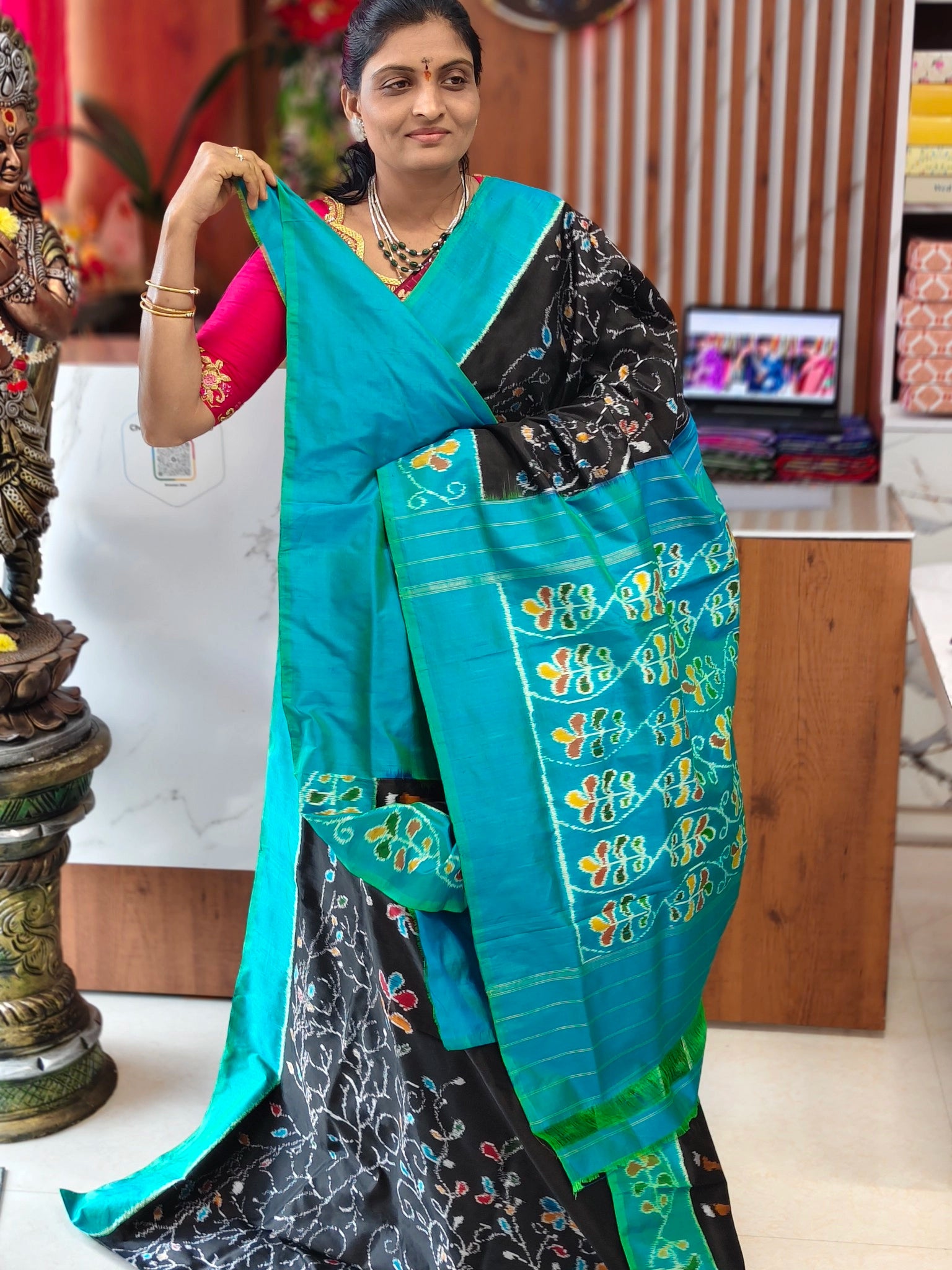 Pochampally spacial pure Madtasu pattu design saree - Pochampally Sarees by Shreekari Silks Pochampally spacial pure Madtasu pattu design saree - Image 3