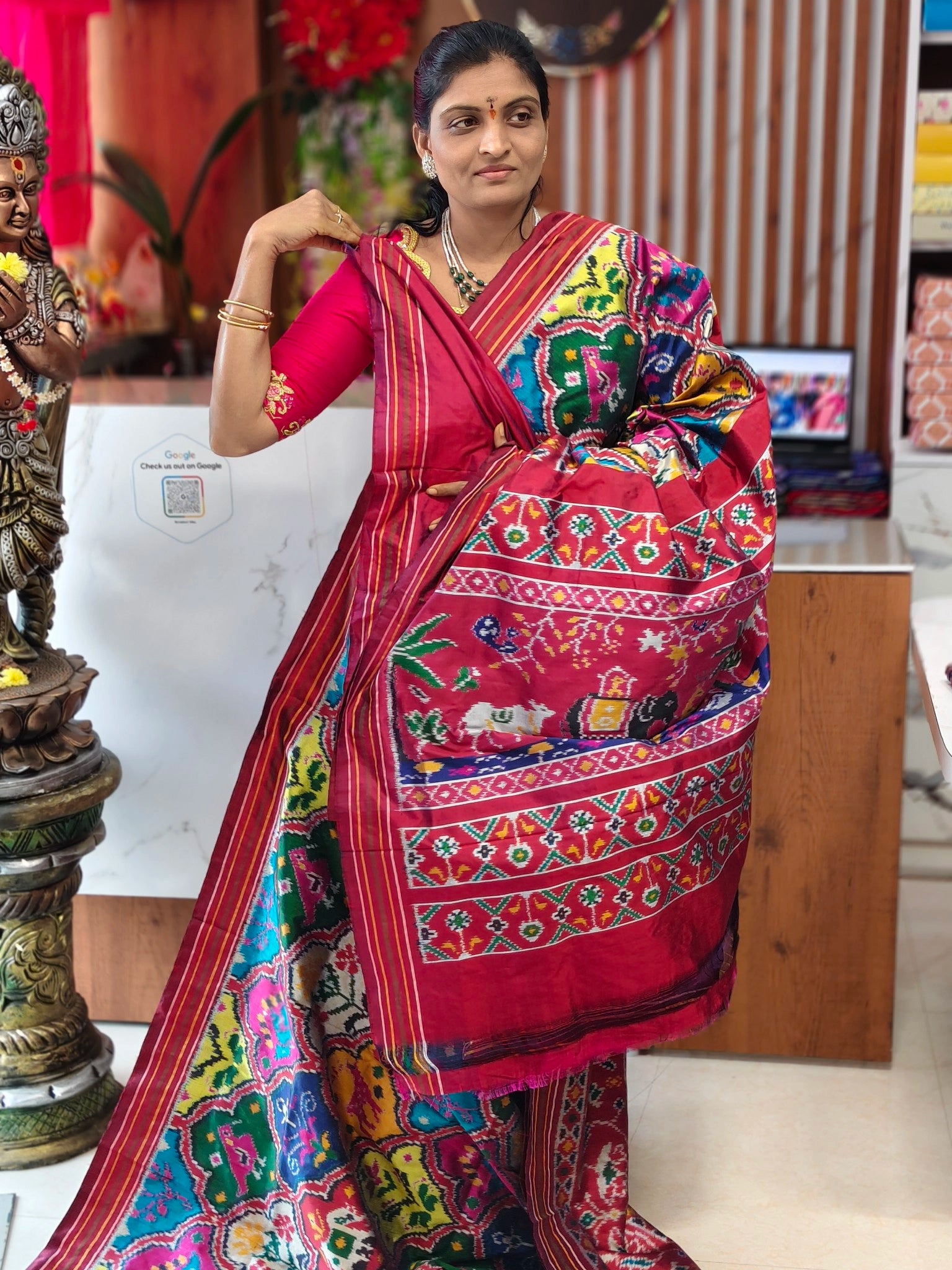 Pochampally spacial pure Madtasu pattu design saree - Pochampally Sarees by Shreekari Silks Pochampally spacial pure Madtasu pattu design saree - Image 3